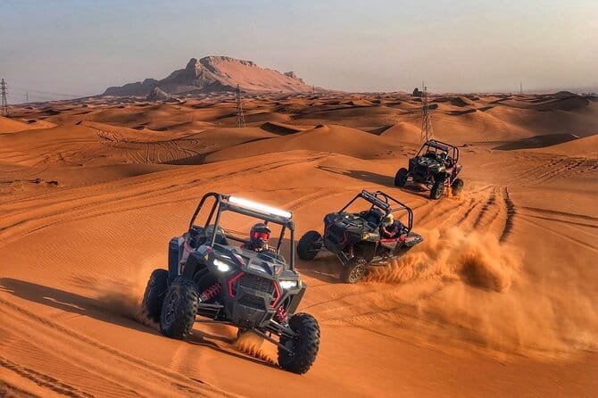 4 seater family dune buggy tour in Dubai desert