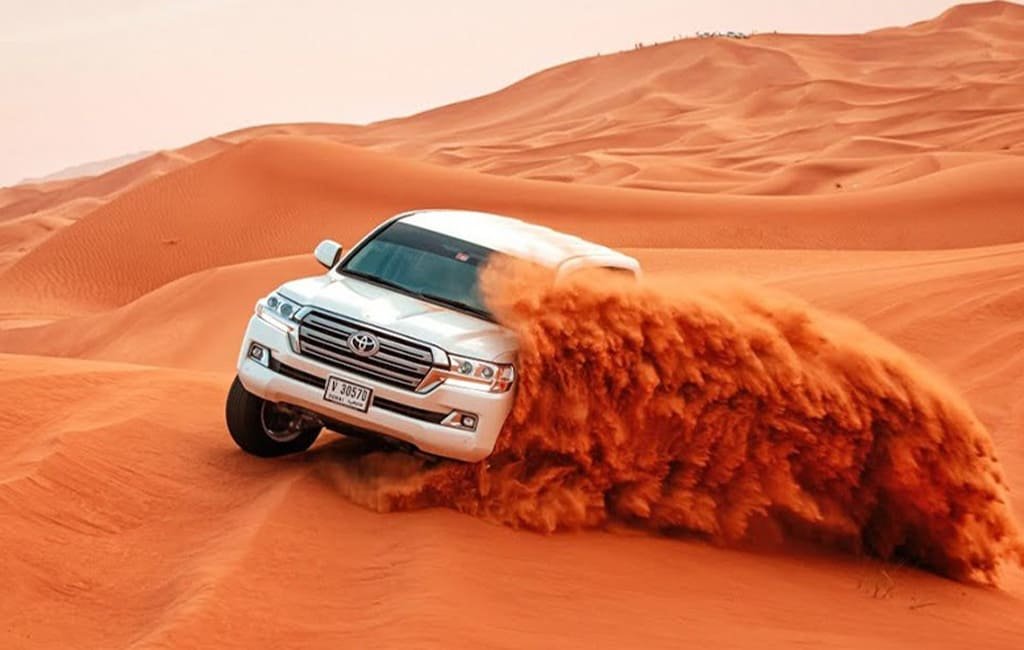 Evening desert safari with private Land Cruiser Dubai